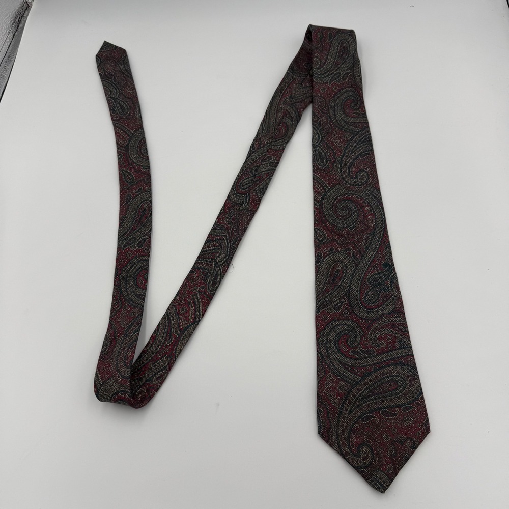 Vintage Christian Dior Silk Necktie – Red Paisley, Paris New York,‎ Made in USA - Picture 8 of 10